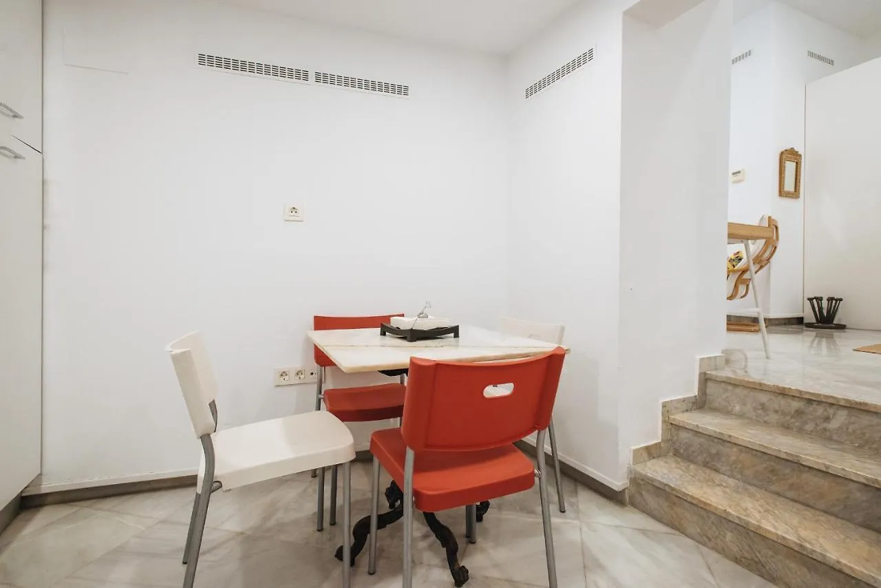 apartamento cerca de la catedral Sevilla 0*,  España